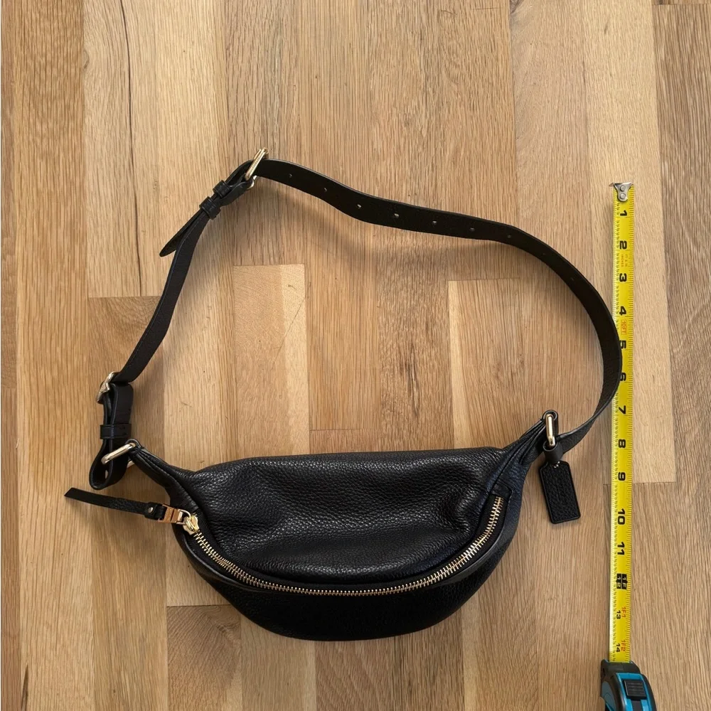 Coach Belt Bag Black Gold - Picture 5 of 13